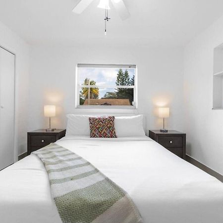 Private Heated Pool Villa In Ftl Near Beach フォート・ローダーデール エクステリア 写真
