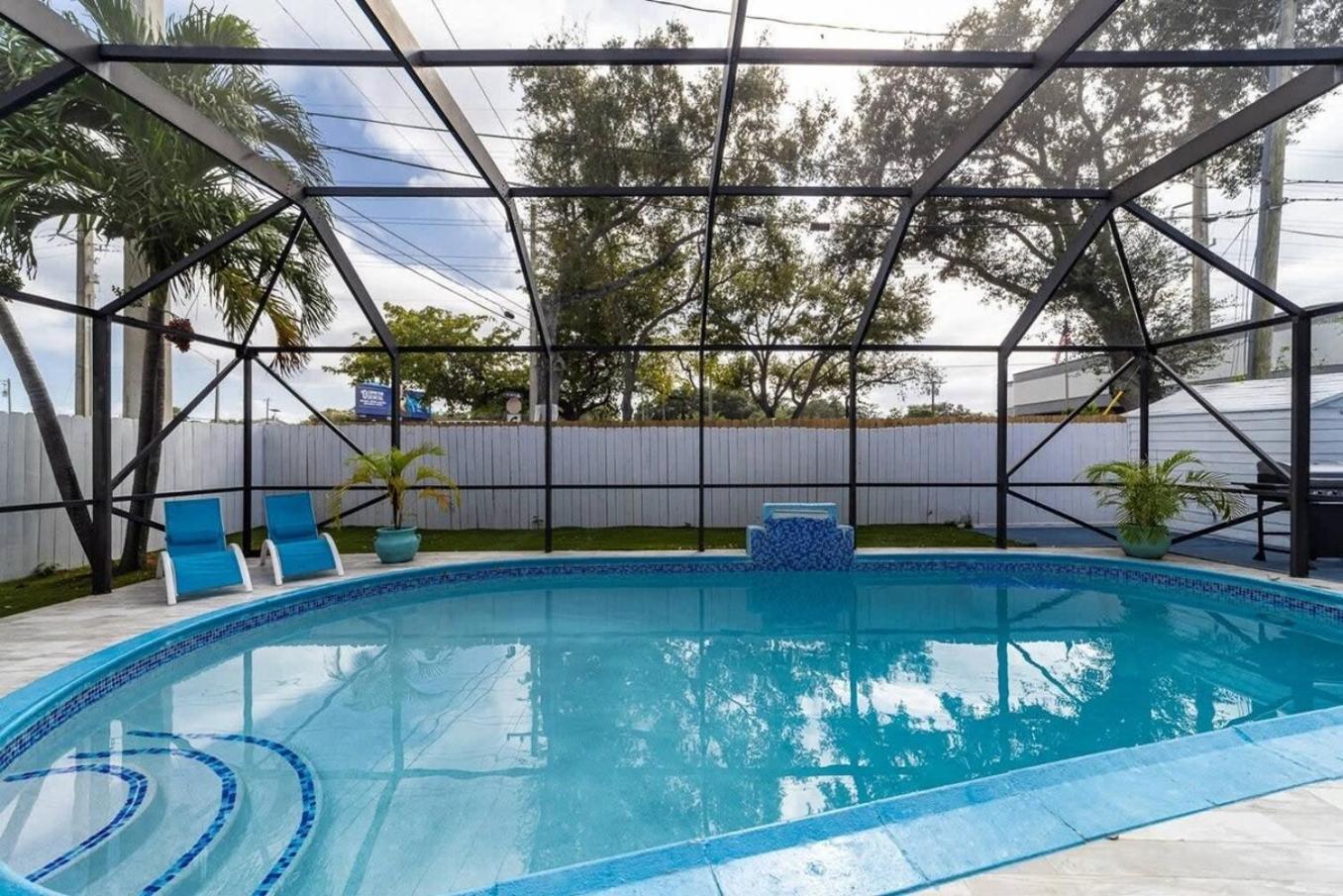 Private Heated Pool Villa In Ftl Near Beach フォート・ローダーデール エクステリア 写真